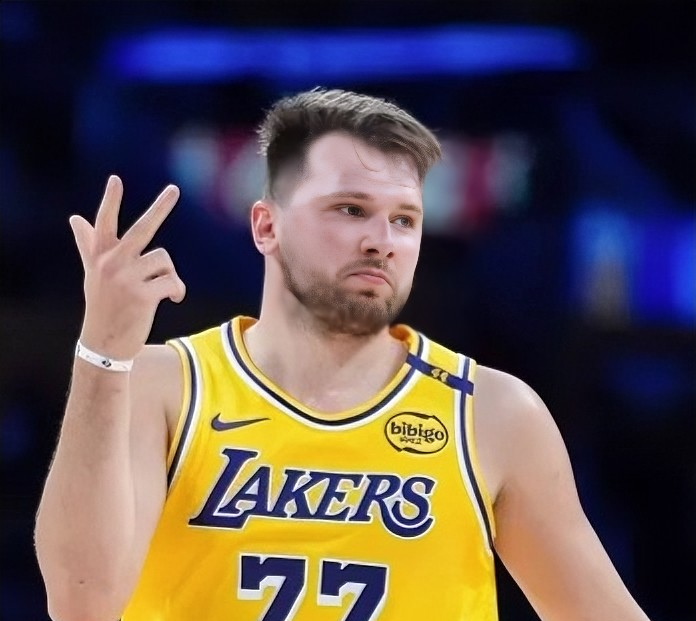 包含东契奇赛事官方发布回归赛场新规,独行侠争议不断!的词条 包含东契奇赛事官方发布回归赛场新规,独行侠争议不断!的词条