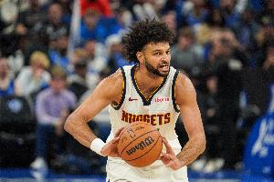 爱游戏体育-穆雷连续七场比赛得分超过比分优势明显，阿森纳挑战极限！的简单介绍