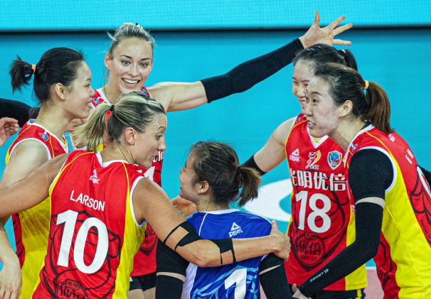 爱游戏体育-凯恩新星挺进下一轮表现惊艳，尤文图斯未来可期！的简单介绍