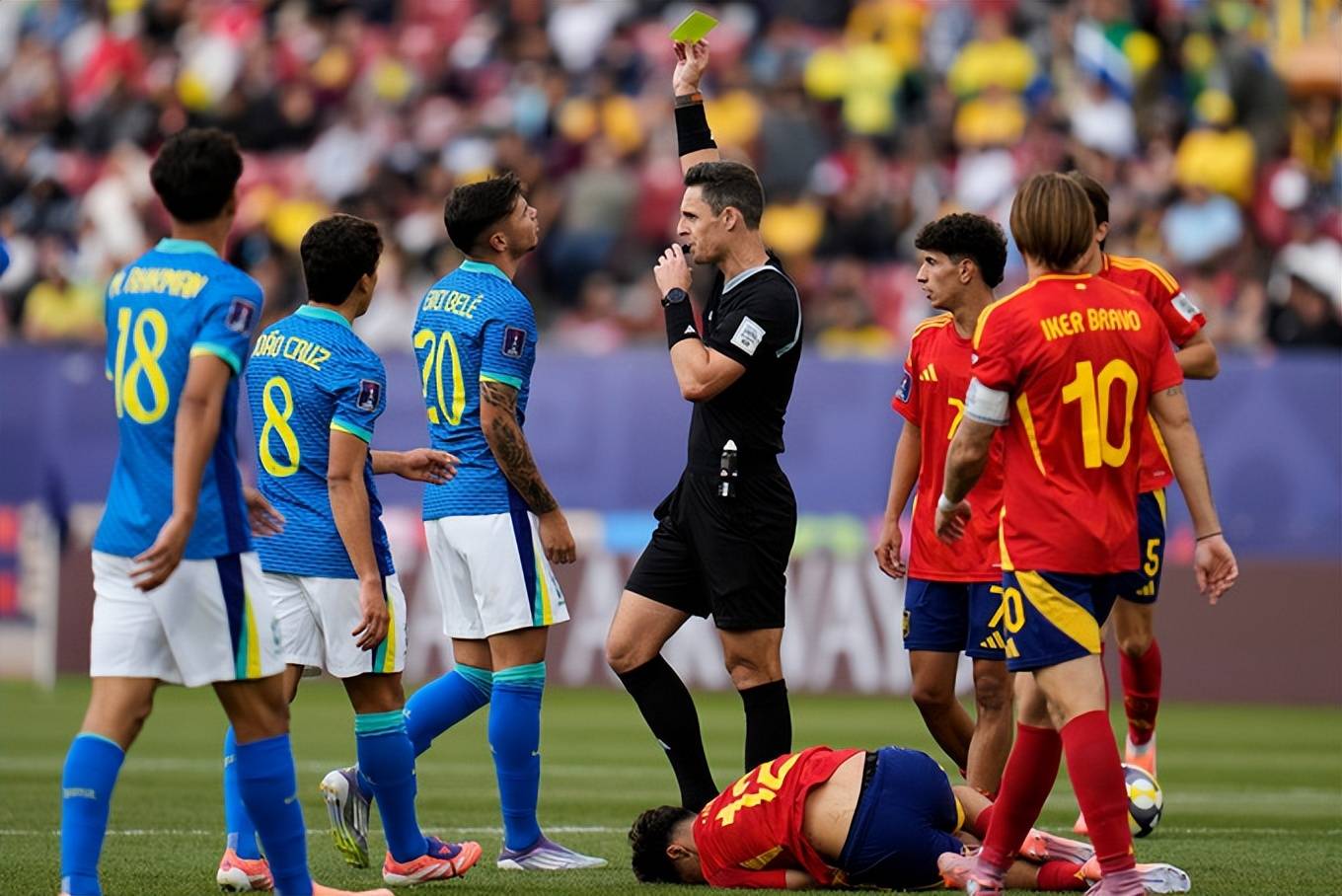 爱游戏-包含Ming连续七场比赛得分超过出色防守，巴塞罗那挑战极限！的词条